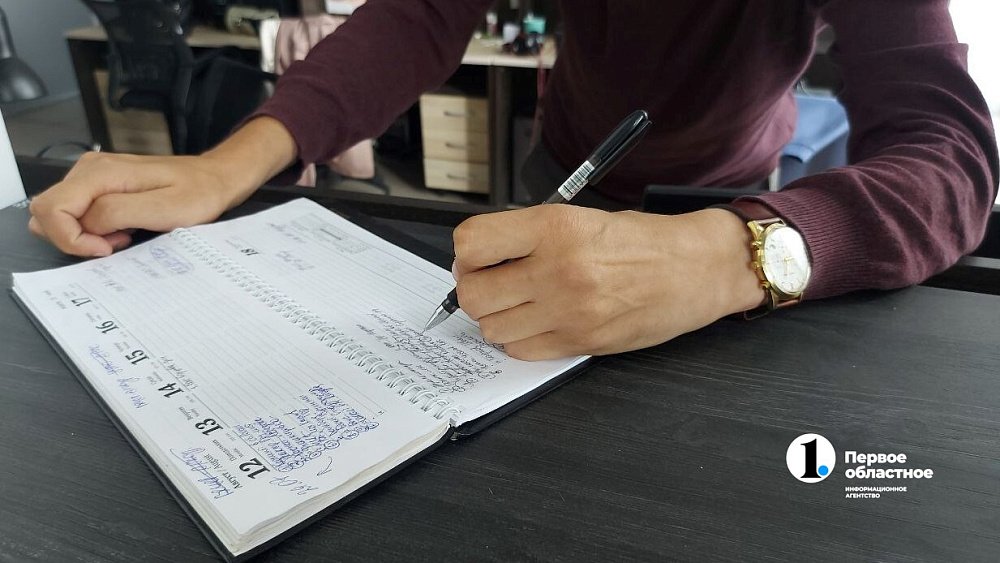 Челябинский левша стал профессиональным тату-мастером