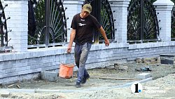 В Челябинске завершается первый этап благоустройства сквера по Молодогвардейцев