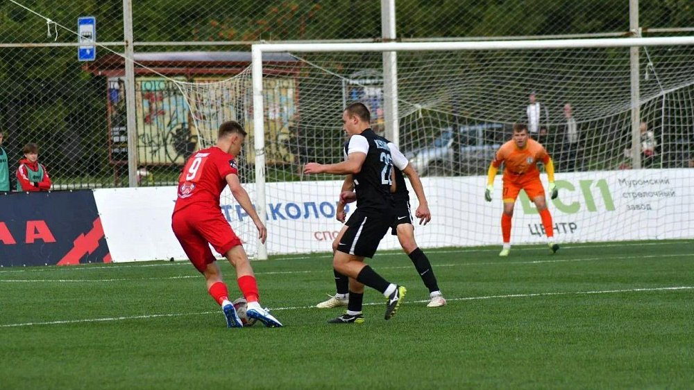 Футболисты миасского «Торпедо» в третий раз подряд выигрывают с минимальным счетом
