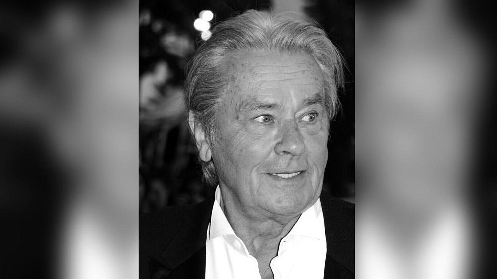 Умер французский актер Ален Делон