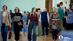 Юбилейный сезон в челябинском Молодежном театре открыли шекспировской комедией