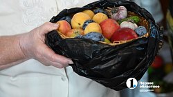 Митрополит Алексий совершил праздничную литургию в Свято‑Троицком храме Челябинска