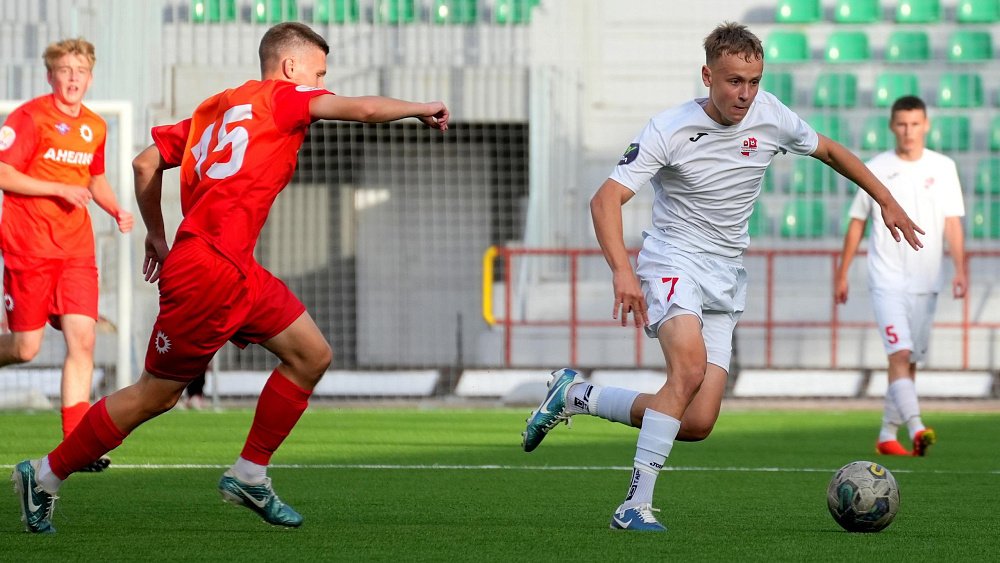 Юные челябинские футболисты сразились с клубом «Мордовия» в первенстве ЮФЛ