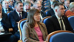 Уборочная, выборы, прививки — Алексей Текслер поставил задачи южноуральским главам