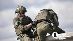 Единение и сила: в Екатеринбурге начались соревнования среди подразделений спецназначения «Вызов»