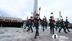 Символ гордости и благодарности: что говорят златоустовцы о новой стеле