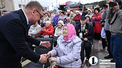 Символ гордости и благодарности: что говорят златоустовцы о новой стеле