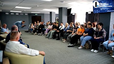 В Челябинскую область приехали ребята из подшефной Ясиноватой