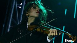 Умный светомузыкальный фонтан запустили в центре Челябинска