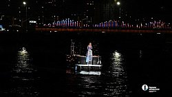 Умный светомузыкальный фонтан запустили в центре Челябинска