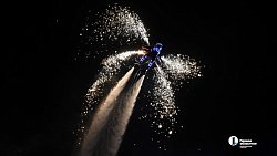 Умный светомузыкальный фонтан запустили в центре Челябинска