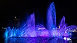 Умный светомузыкальный фонтан запустили в центре Челябинска