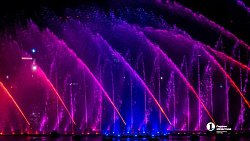 Умный светомузыкальный фонтан запустили в центре Челябинска