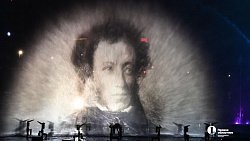 Умный светомузыкальный фонтан запустили в центре Челябинска