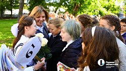 В школах Челябинска празднуют День знаний