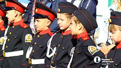 В школах Челябинска празднуют День знаний