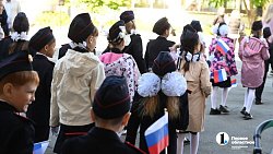 В школах Челябинска празднуют День знаний