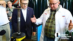 Алексей Текслер побывал на линейке в крупнейшем техникуме программы «Профессионалитет»