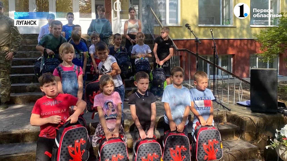 Из Челябинской области передали 250 канцелярских наборов в Луганск