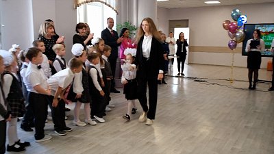 Олег Буданов поздравил миасцев с началом нового учебного года