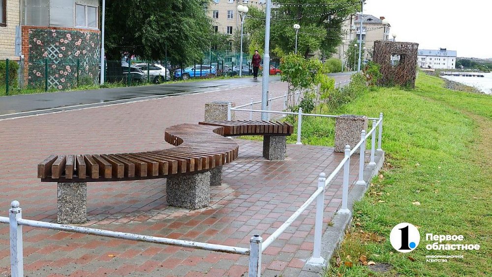 К ноябрю на набережной озера Смолино в Челябинске завершат первый этап благоустройства
