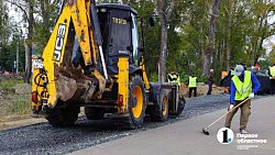 К ноябрю на набережной озера Смолино в Челябинске завершат первый этап благоустройства