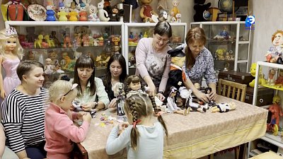 В Миассе работает музей кукол