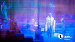 Челябинцам показали спектакль о ненасильственном сопротивлении