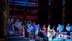 Челябинцам показали спектакль о ненасильственном сопротивлении