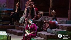 Челябинцам показали спектакль о ненасильственном сопротивлении