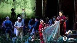 Челябинцам показали спектакль о ненасильственном сопротивлении