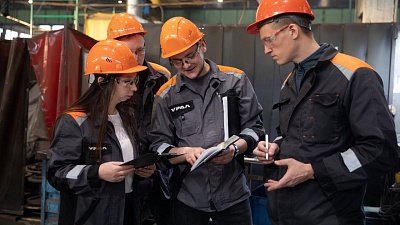 Работникам автозавода «Урал» в Миассе поднимут зарплату с 1 сентября