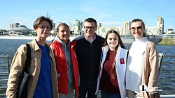 Губернатор Алексей Текслер пообщался с активистами Движения Первых