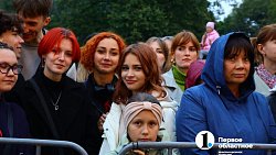 В Челябинске прошел яркий фестиваль «Парад моды на Кировке»