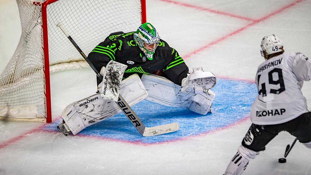 Хоккеисты «Трактора» уступили по буллитам «Салавату Юлаеву» в чемпионате КХЛ