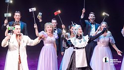  «Любовь. Смерть. Роботы» и «Черное зеркало». Опера, написанная нейросетью, напоминает сразу несколько техносериалов