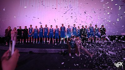 В Челябинске ярко презентовали баскетбольные команды «Челбаскет» и «Славянка‑ЧКПЗ»