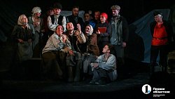 «А ты купи слона!»: в Камерном поставили мечту колхозника о безбедной жизни