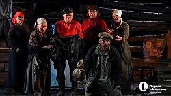 «А ты купи слона!»: в Камерном поставили мечту колхозника о безбедной жизни