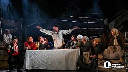 «А ты купи слона!»: в Камерном поставили мечту колхозника о безбедной жизни