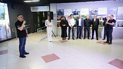 Открытие фотовыставки «Призма 15/90»: большой фоторепортаж