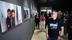 Открытие фотовыставки «Призма 15/90»: большой фоторепортаж