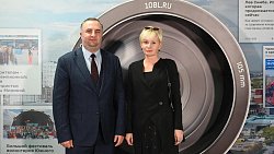 Открытие фотовыставки «Призма 15/90»: большой фоторепортаж