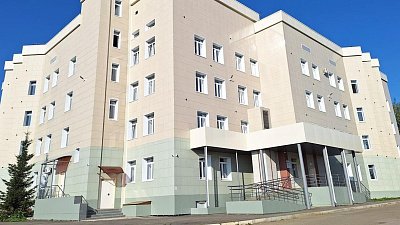 В Аргаяше завершили капитальный ремонт детской поликлиники