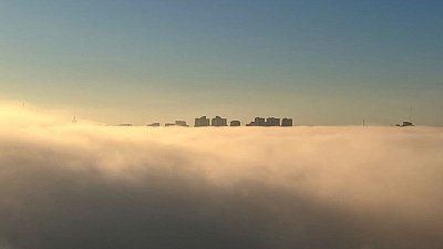 Густой туман в Челябинске попал на видео