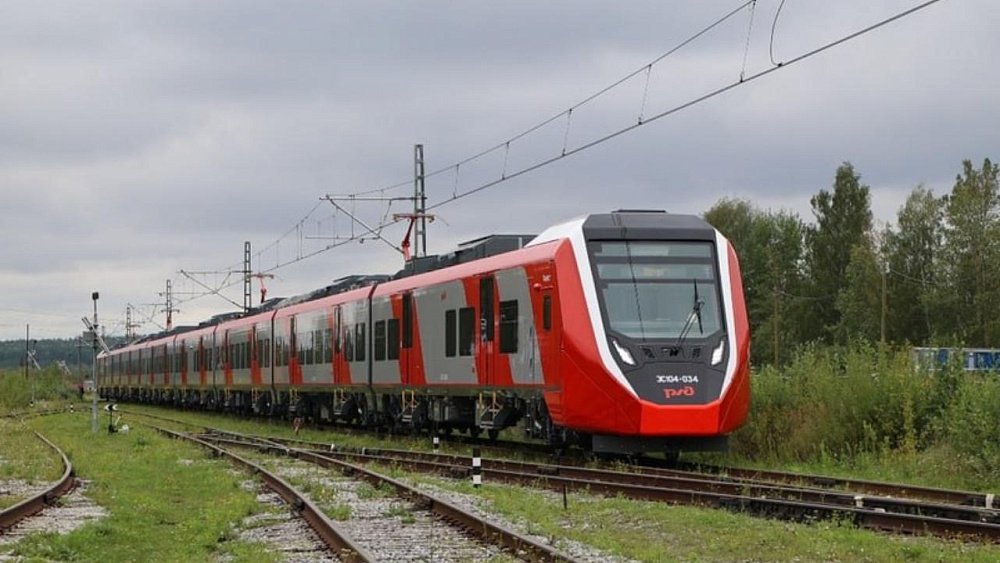 Алексей Текслер: запуск скорого электропоезда «Финист» — шаг в развитии агломерации Челябинск — Екатеринбург