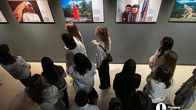 В Челябинске прошел первый мастер-класс для школьников на выставке «Призма 15/90»