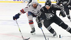 Первая победная — «Трактор» выиграл первый домашний матч сезона в КХЛ