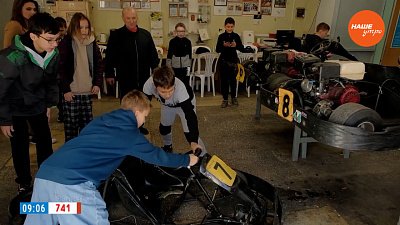 Записываем ребенка на картинг в рубрике «Мама одобрила!» 