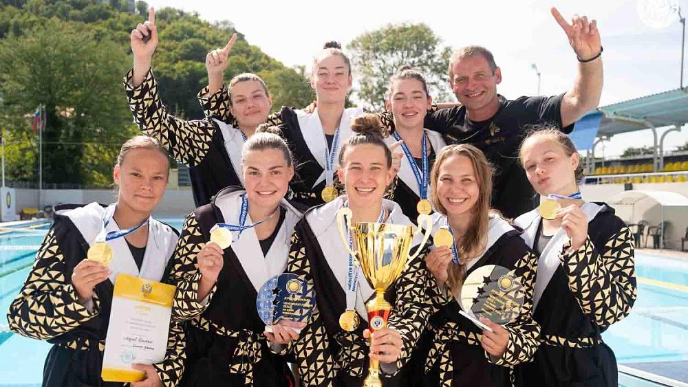 Команда «Динамо-Уралочка» завоевала титул чемпиона России по мини водному поло